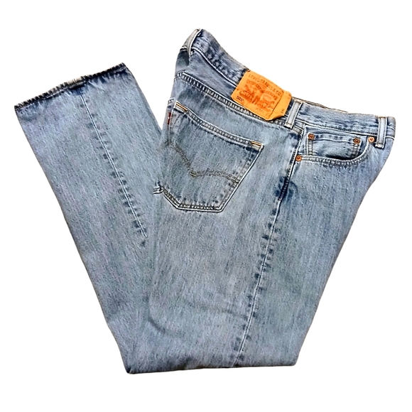 Men's Vintage Levi's '93 501 34x32 Button Front Red Tab Lt. Wash Denim Jeans EUC - Picture 1 of 16